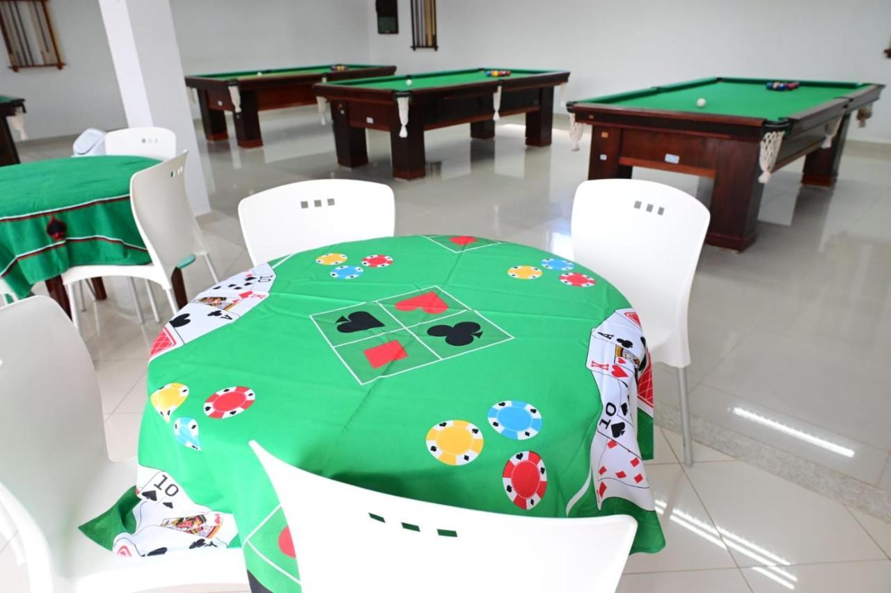Hotel Sesi Aruanã Buitenkant foto