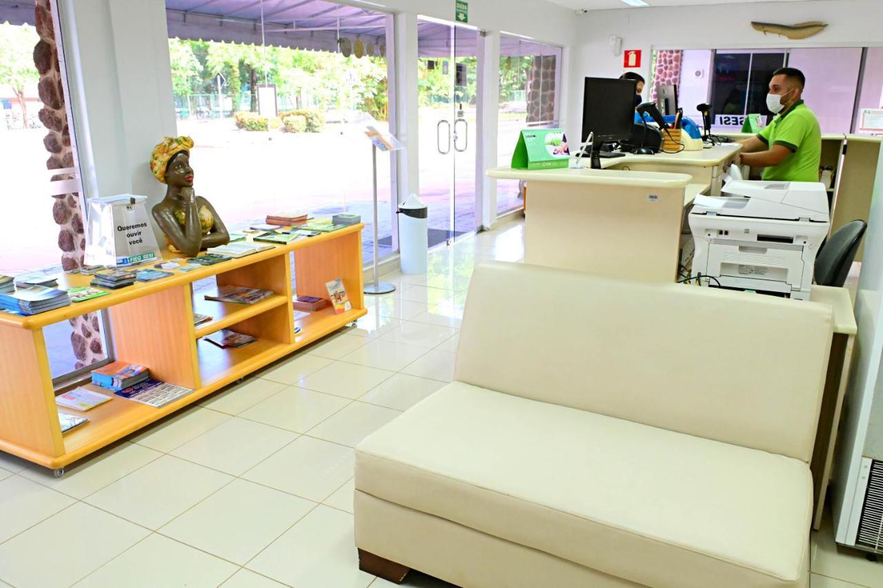Hotel Sesi Aruanã Buitenkant foto