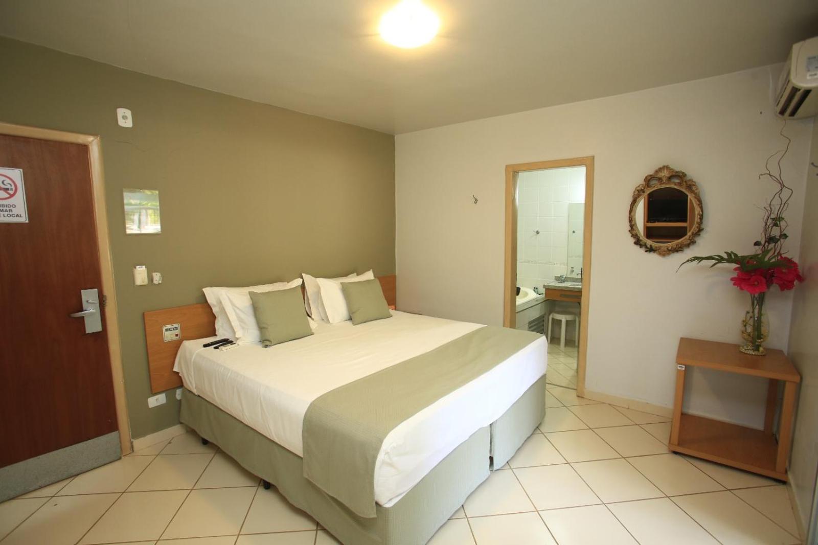 Hotel Sesi Aruanã Buitenkant foto